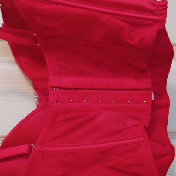 NWT *Victoria's Secret Dream Angels Red Bling Rhinestone Bow Long Line Satin Bra - Picture 9 of 13